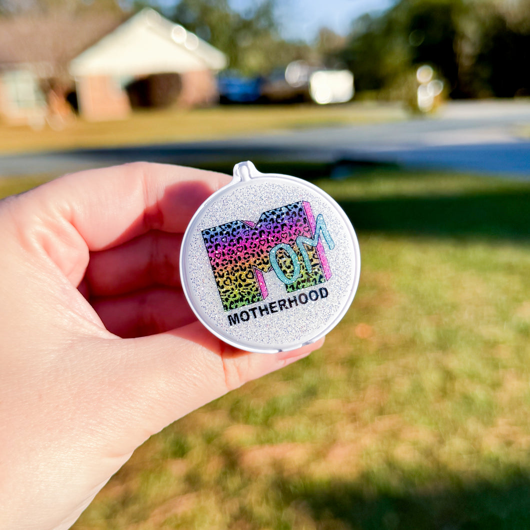 Motherhood- LF inspired (Mirror)